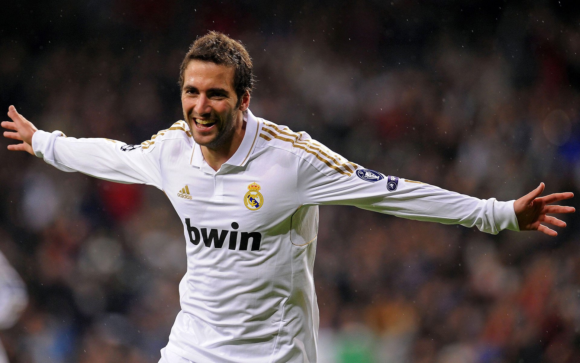 库尔图瓦的封神之夜，比利时巅峰对决中，他如何以一己之力接管比赛，将阿森纳的希望化为泡影