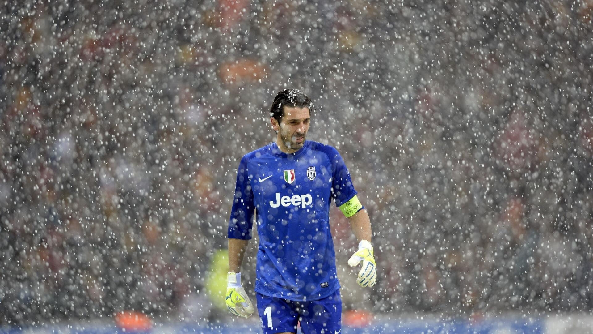 托尼攻防转换核心，拜仁正面击溃突尼斯